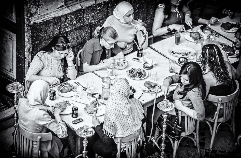 Syrien: Frauen im Restaurant, Damaskus