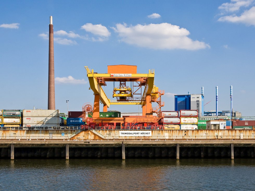 Trimodalhafen in Frankfurt-Höchst
