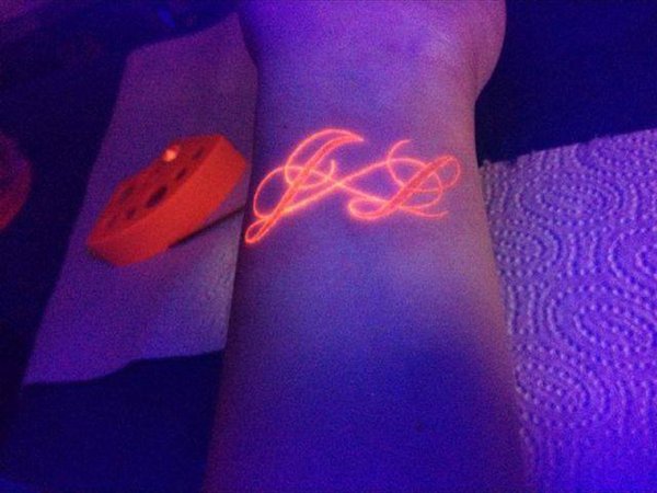 UV Tattoo